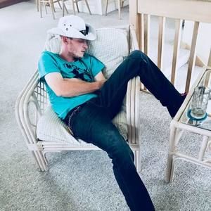 Meet your Posher, Cody